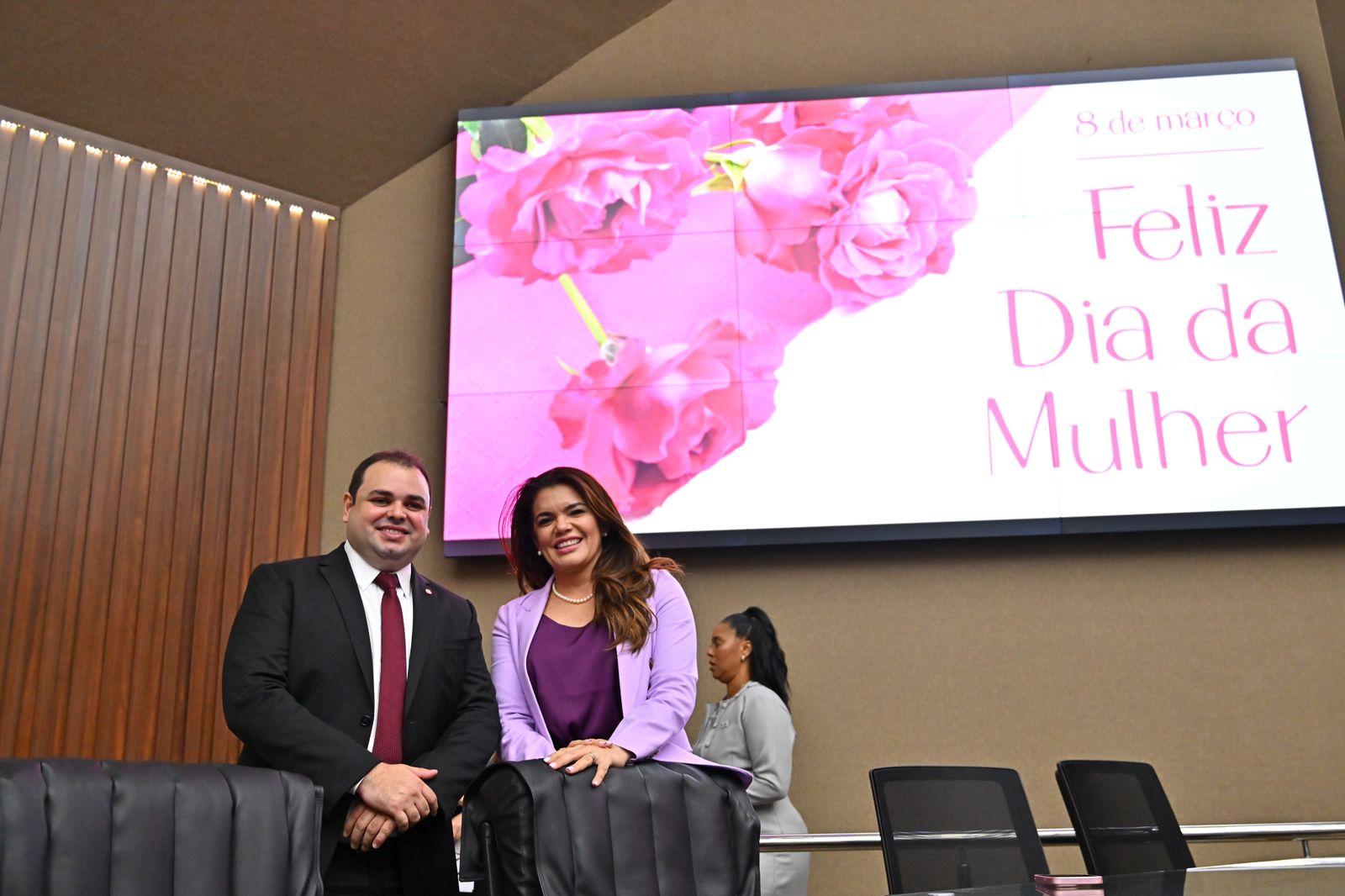 ALEAM - Deputada Alessandra Campêlo e a desembargadora Luiza Marques são  homenageadas de Roberto Cidade com o diploma Mulher Cidadã Amazonense