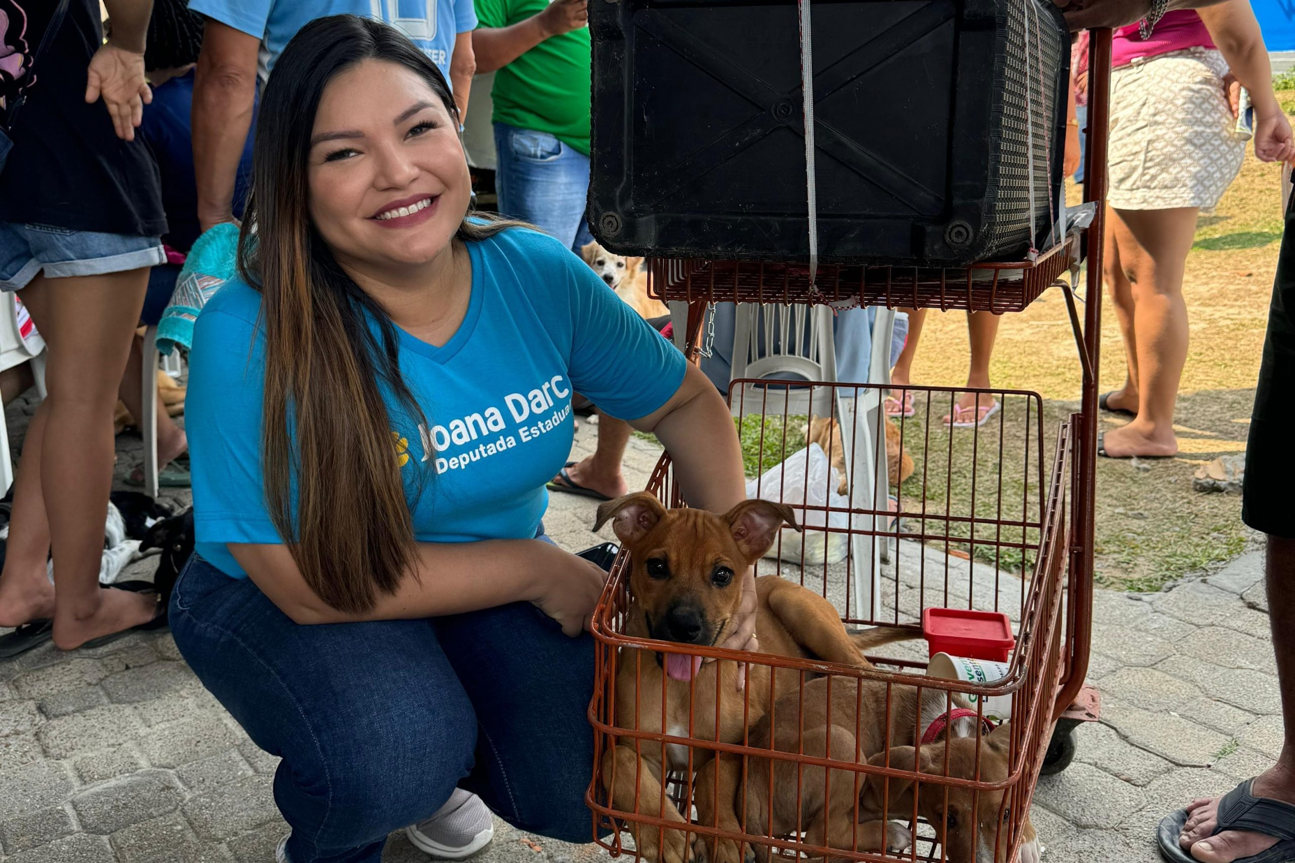 Deputada Joana Darc garante Castramovel e vacinacao para atender animais na Comunidade Jesus me Deu 2 scaled