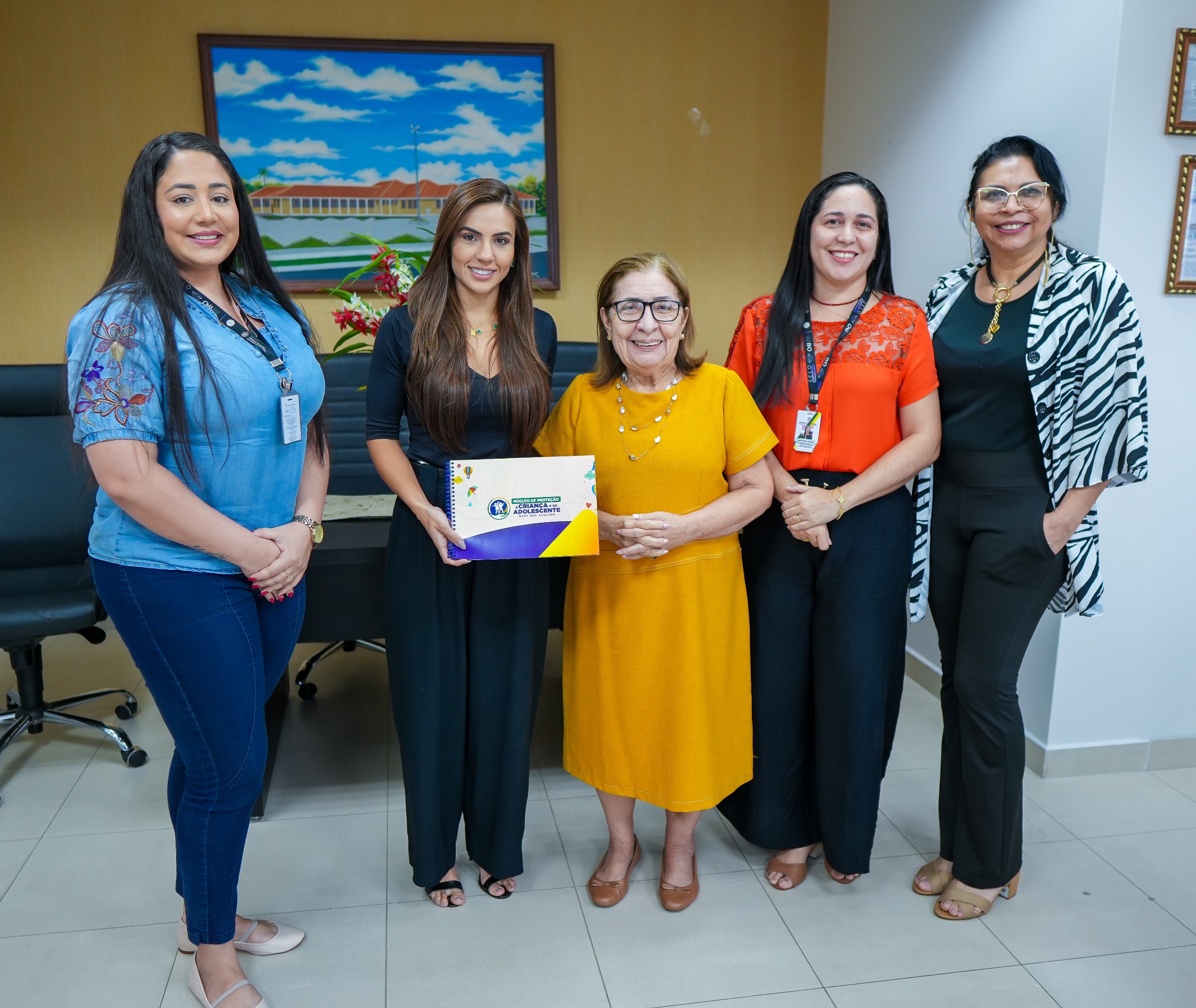 Debora Menezes se reune com a coordenadora da Infancia e Juventude desembargadora Joana Meirelles Foto Hercules Andrade