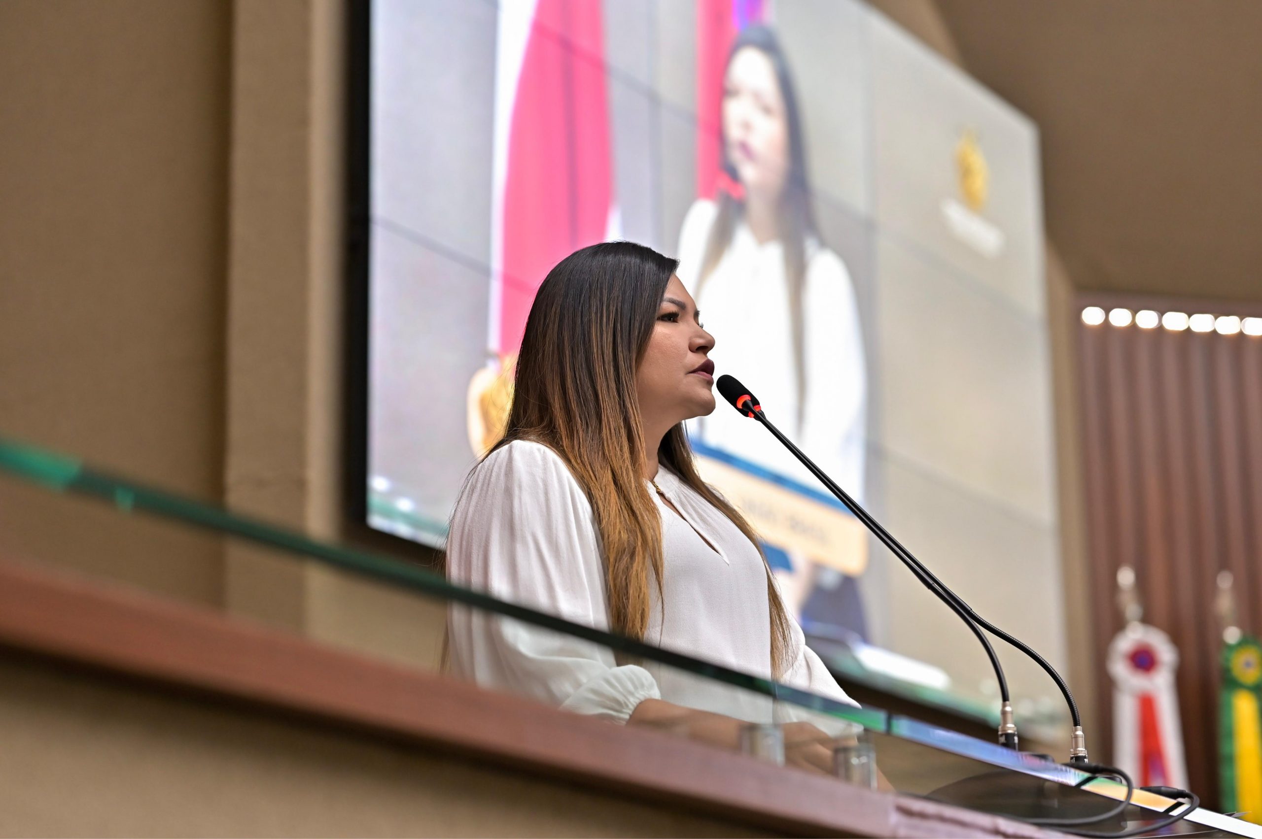 Deputada Joana Darc defende as novas regras para transporte aereo de animais no Brasil Foto Antonio Humberto scaled